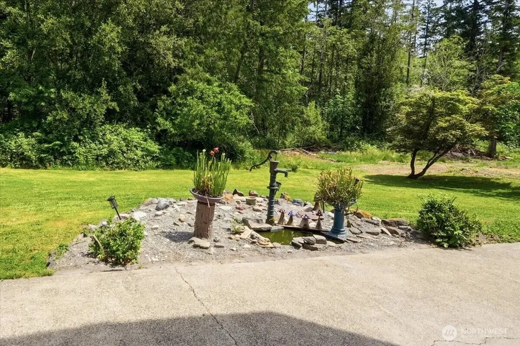 2910 Wollochet Drive NW Gig Harbor WA 98335