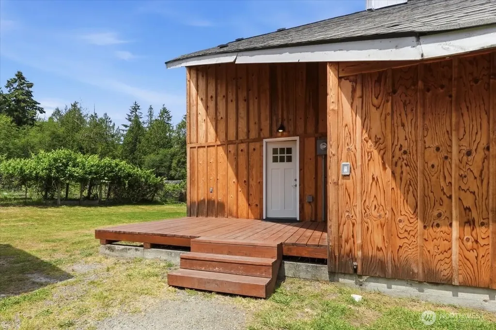 2910 Wollochet Drive NW Gig Harbor WA 98335