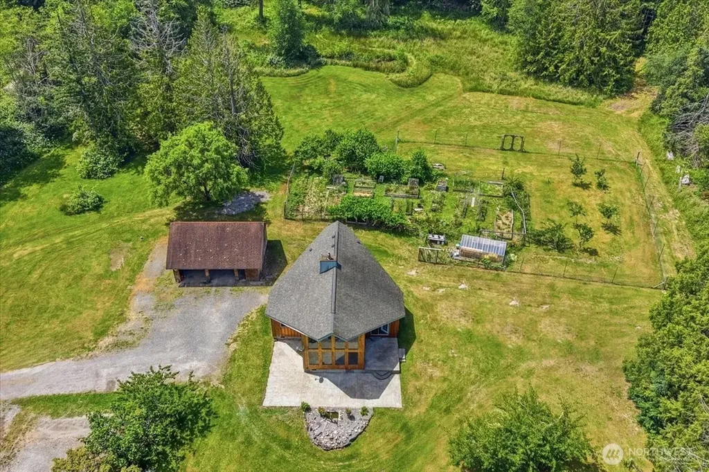 2910 Wollochet Drive NW Gig Harbor WA 98335