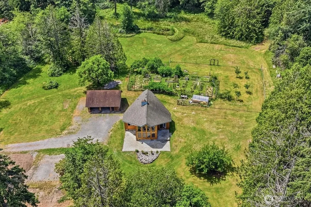 2910 Wollochet Drive NW Gig Harbor WA 98335