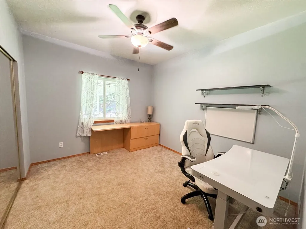 6337 SE Heather Lane Port Orchard WA 98366
