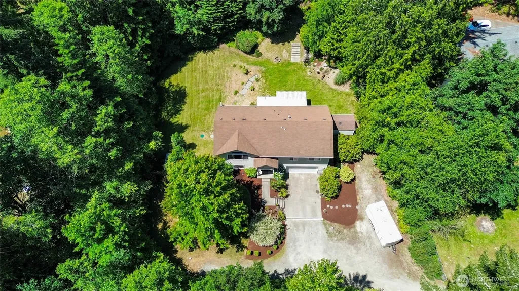6337 SE Heather Lane Port Orchard WA 98366