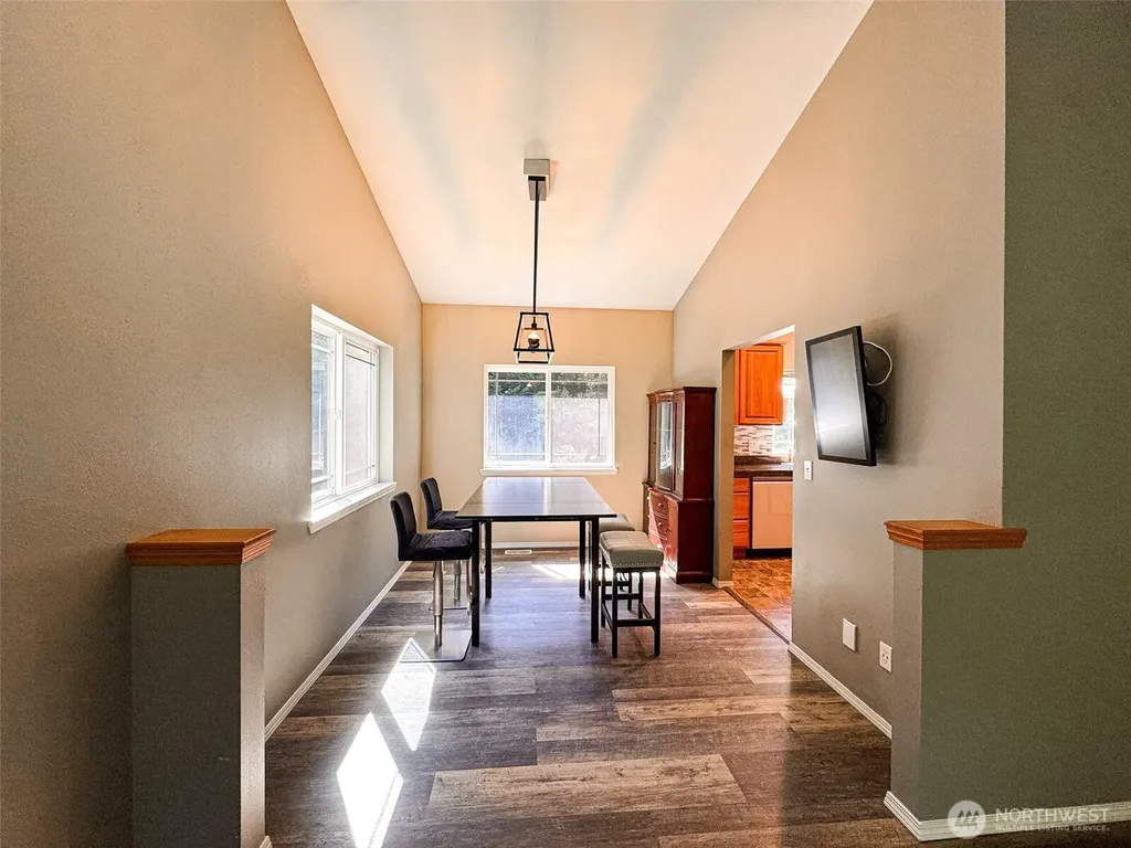6337 SE Heather Lane Port Orchard WA 98366