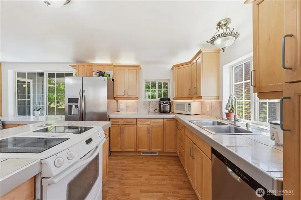 330 W Highland Avenue Chelan WA 98816