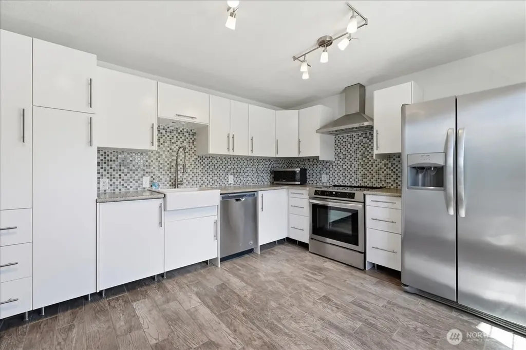330 W Highland Avenue Chelan WA 98816