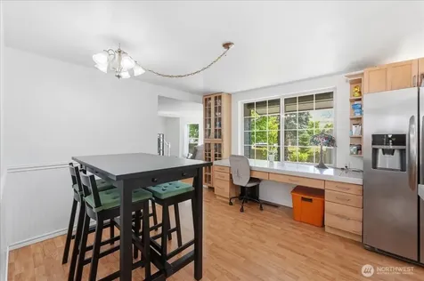 330 W Highland Avenue Chelan WA 98816