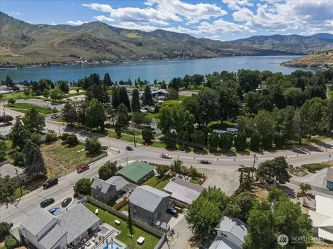 330 W Highland Avenue Chelan WA 98816