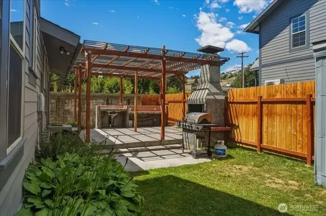 330 W Highland Avenue Chelan WA 98816