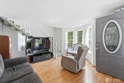 330 W Highland Avenue Chelan WA 98816