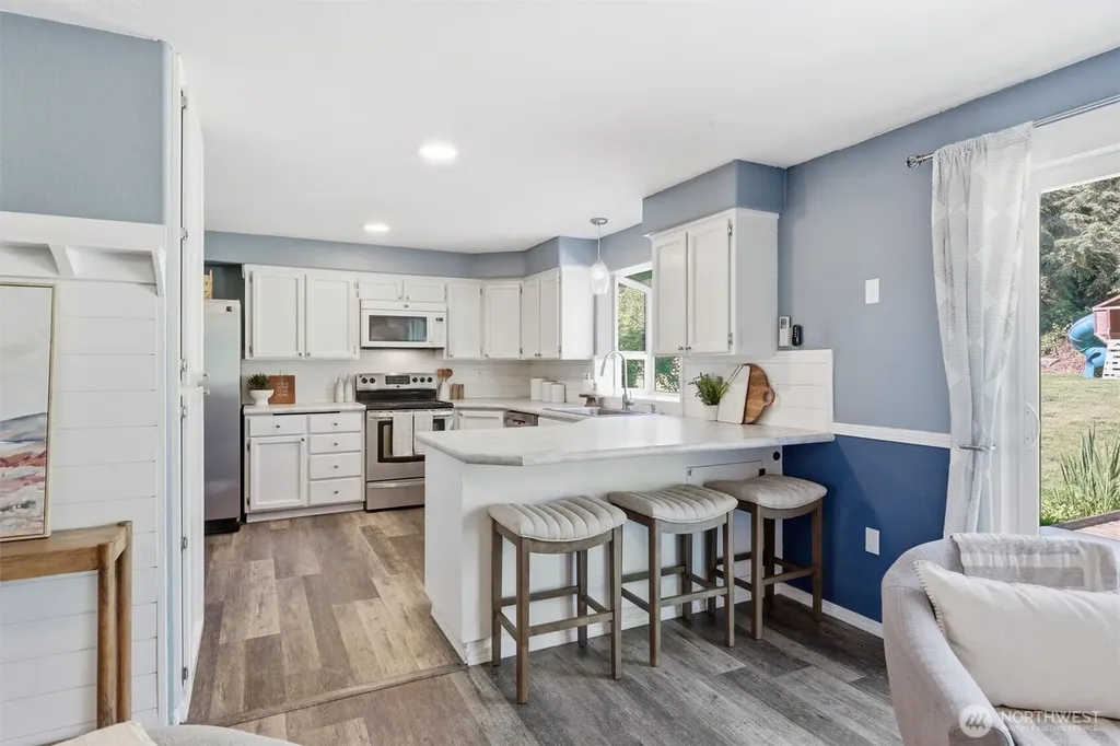 1586 Poplar Lane Camano Island WA 98282