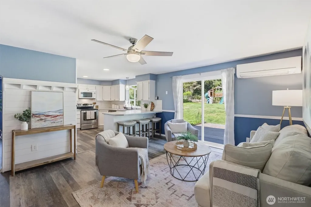1586 Poplar Lane Camano Island WA 98282