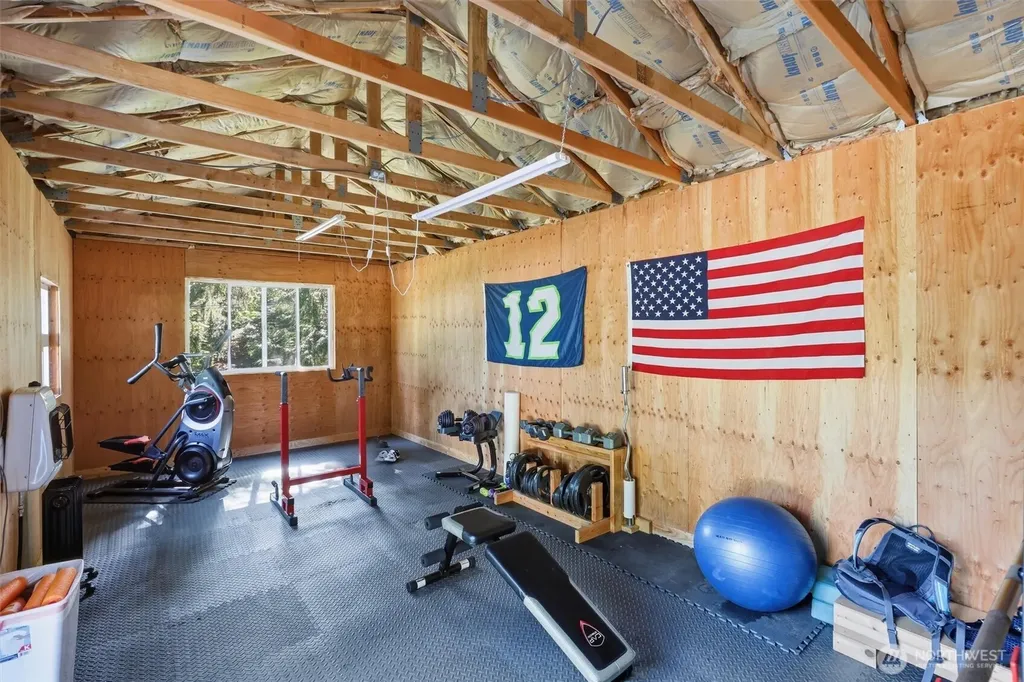 1586 Poplar Lane Camano Island WA 98282