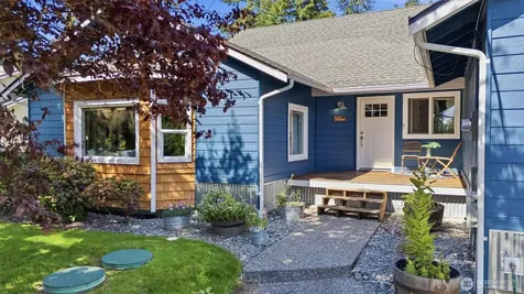 1586 Poplar Lane Camano Island WA 98282