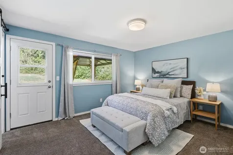 1586 Poplar Lane Camano Island WA 98282