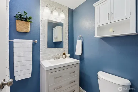1586 Poplar Lane Camano Island WA 98282