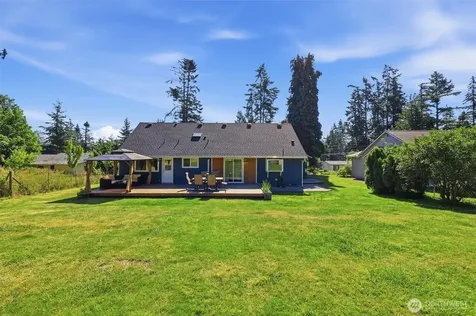 1586 Poplar Lane Camano Island WA 98282