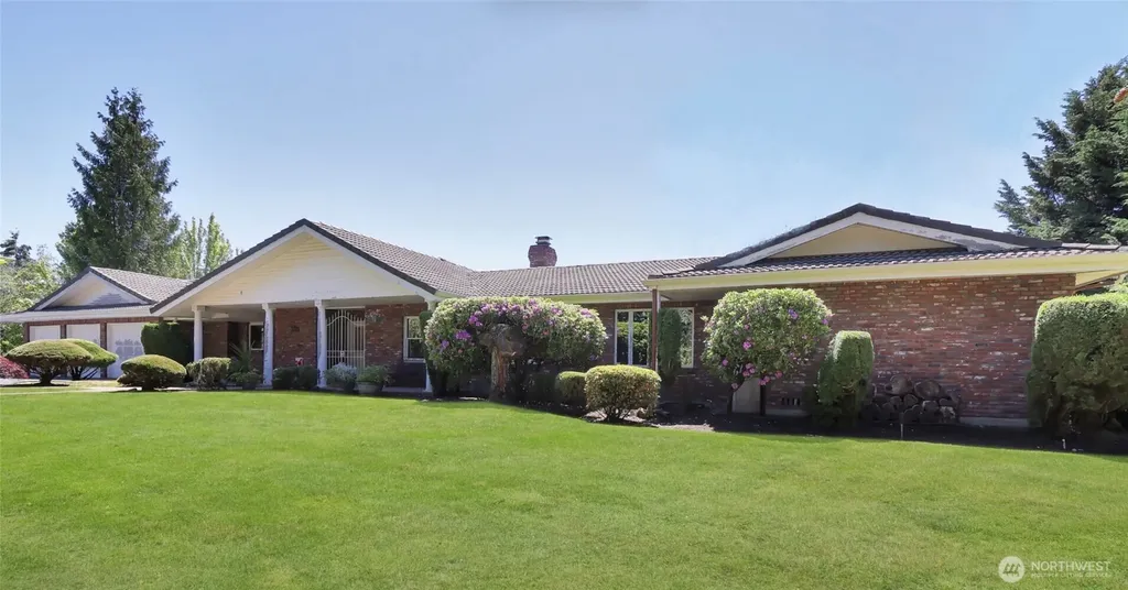 13623 113th St. Court Puyallup WA 98374