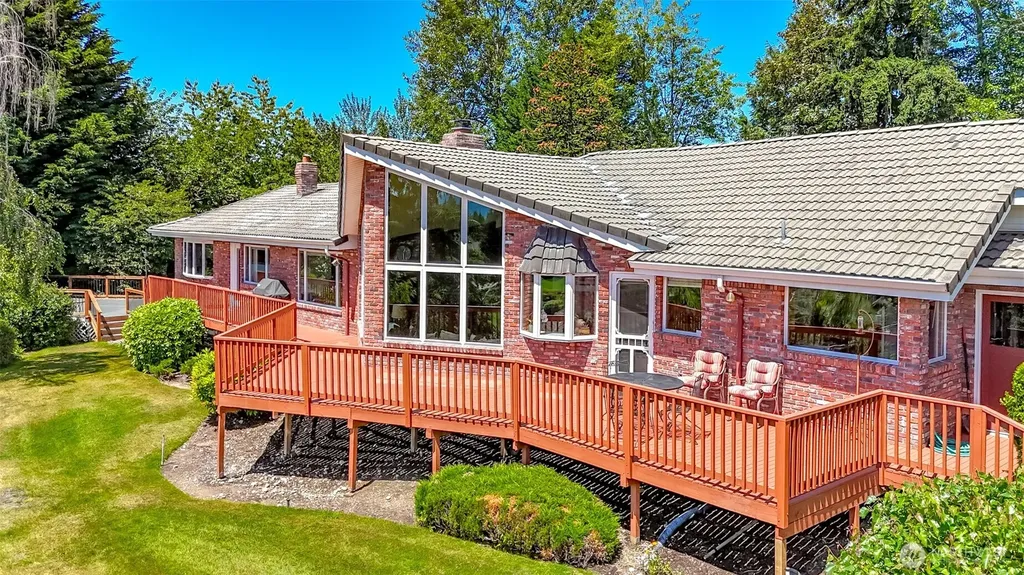 13623 113th St. Court Puyallup WA 98374