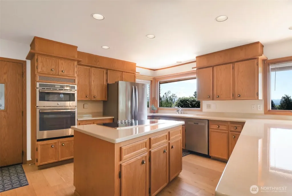 13623 113th St. Court Puyallup WA 98374