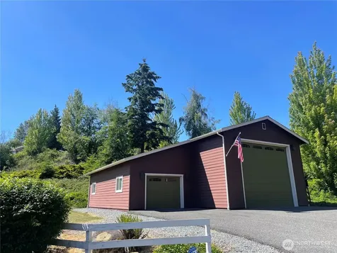 13623 113th St. Court Puyallup WA 98374