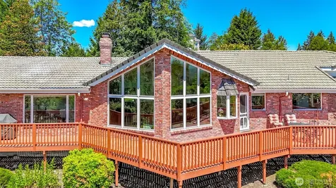 13623 113th St. Court Puyallup WA 98374