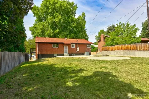 909 S 23rd Avenue Yakima WA 98902