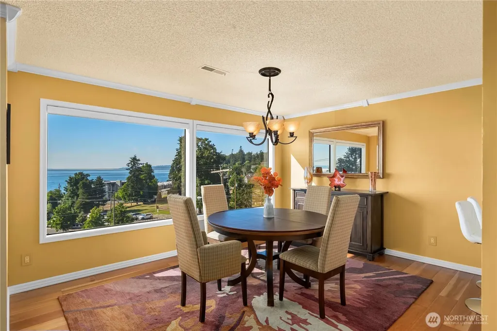 28313 Redondo Way S Des Moines WA 98198