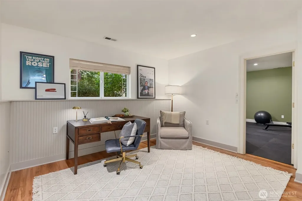 8219 NE New Brooklyn Road Bainbridge Island WA 98110