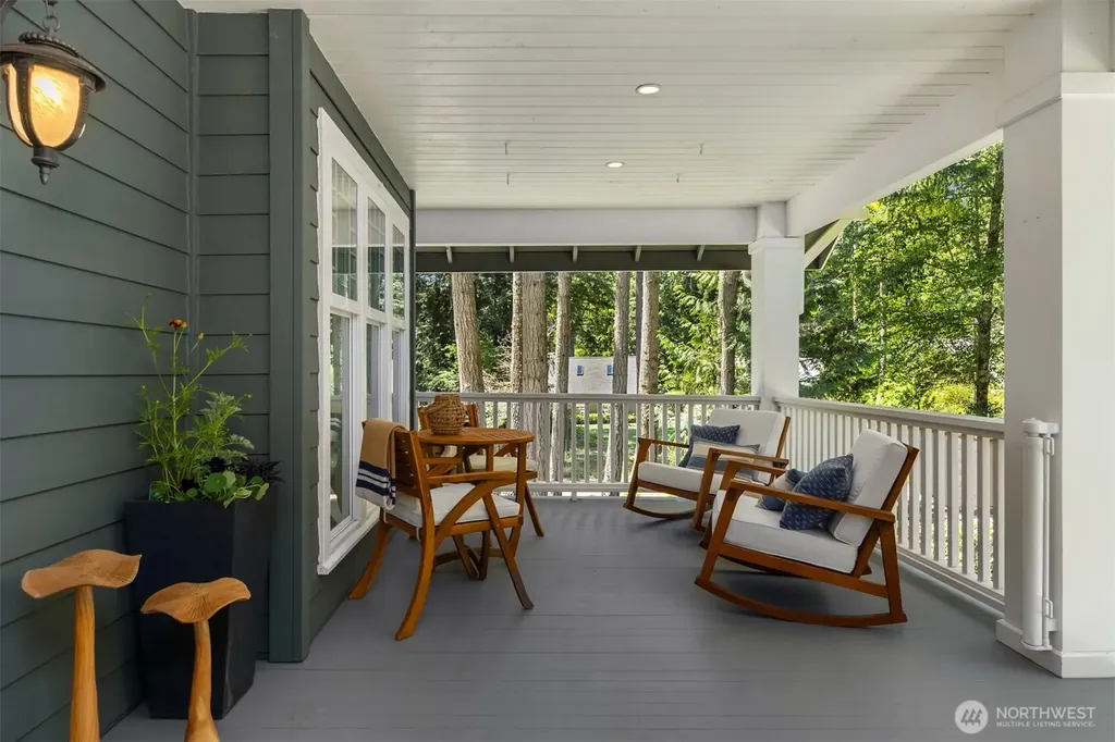 8219 NE New Brooklyn Road Bainbridge Island WA 98110