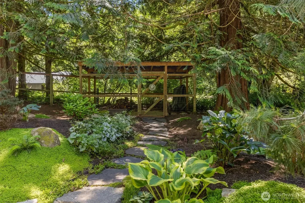 8219 NE New Brooklyn Road Bainbridge Island WA 98110