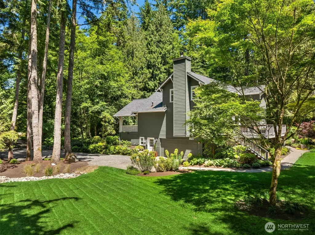 8219 NE New Brooklyn Road Bainbridge Island WA 98110