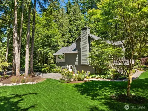 8219 NE New Brooklyn Road Bainbridge Island WA 98110