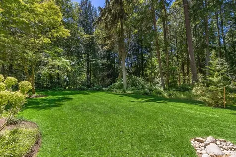 8219 NE New Brooklyn Road Bainbridge Island WA 98110