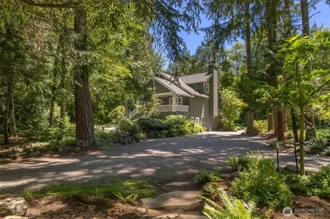 8219 NE New Brooklyn Road Bainbridge Island WA 98110