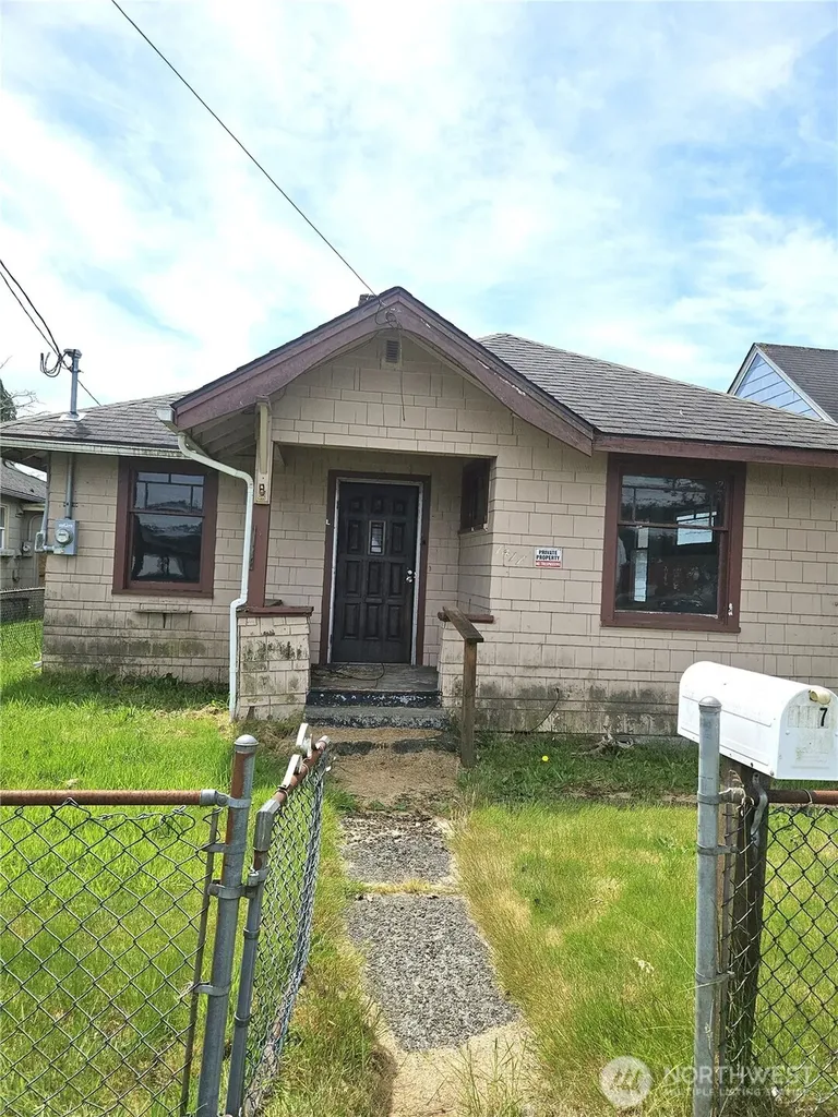 1417 Aberdeen Avenue Aberdeen WA 98520