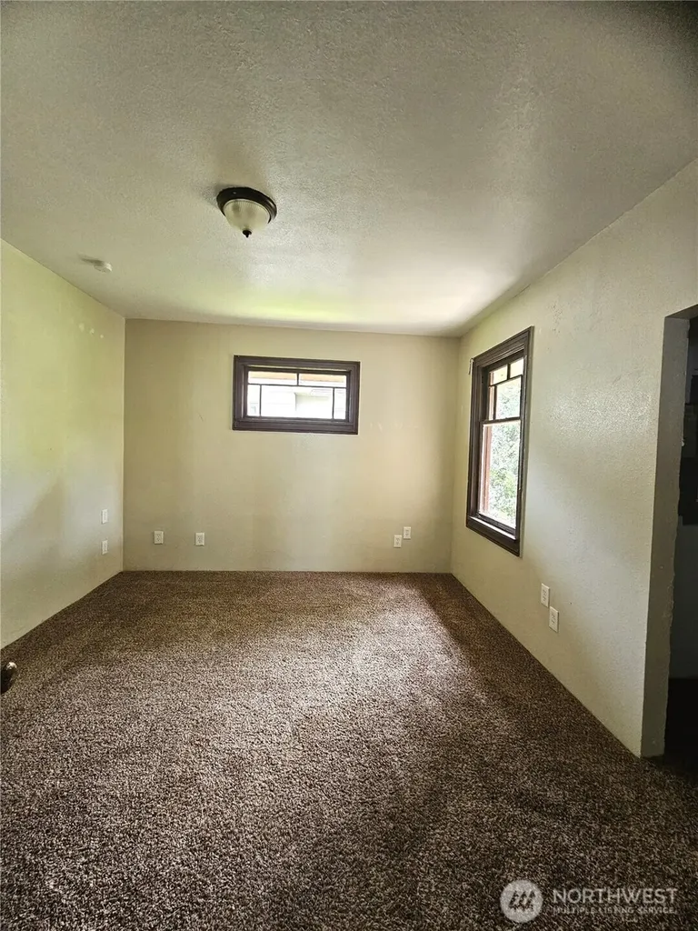 1417 Aberdeen Avenue Aberdeen WA 98520