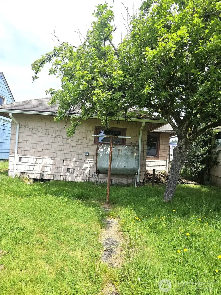1417 Aberdeen Avenue Aberdeen WA 98520
