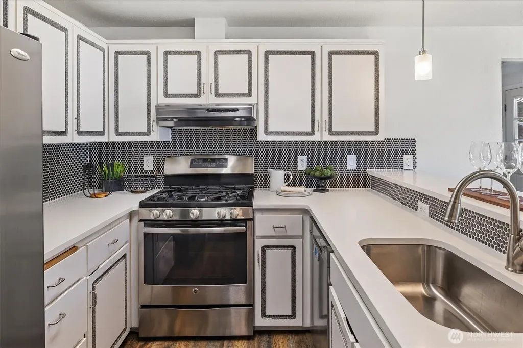 26421 171st Avenue SE Covington WA 98042