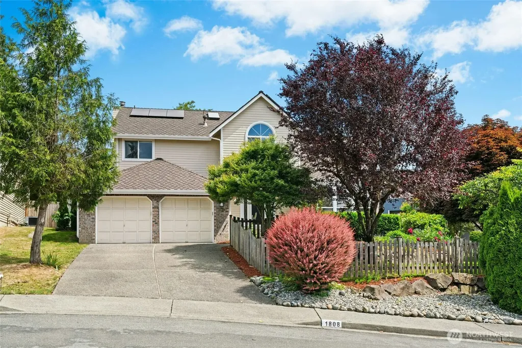 1808 Field Place NE Renton WA 98059