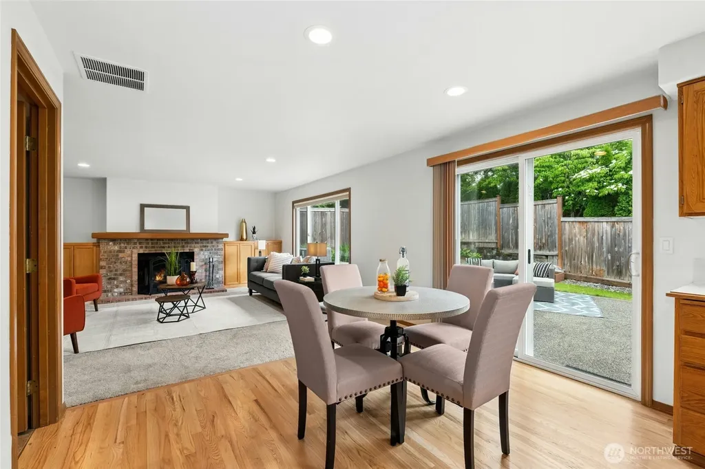 1808 Field Place NE Renton WA 98059