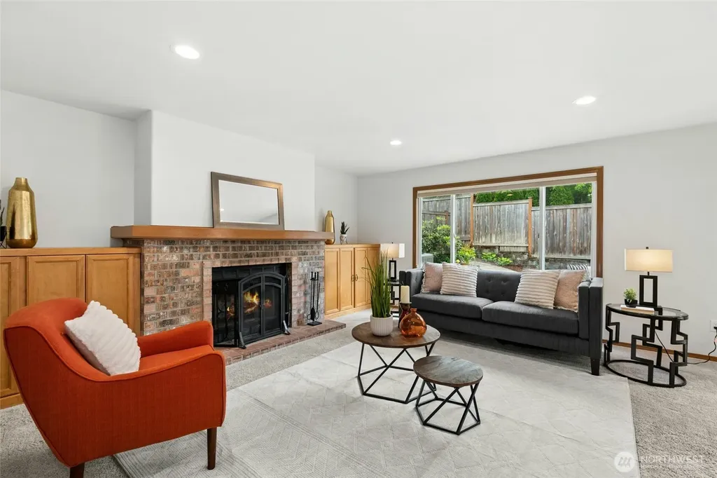 1808 Field Place NE Renton WA 98059
