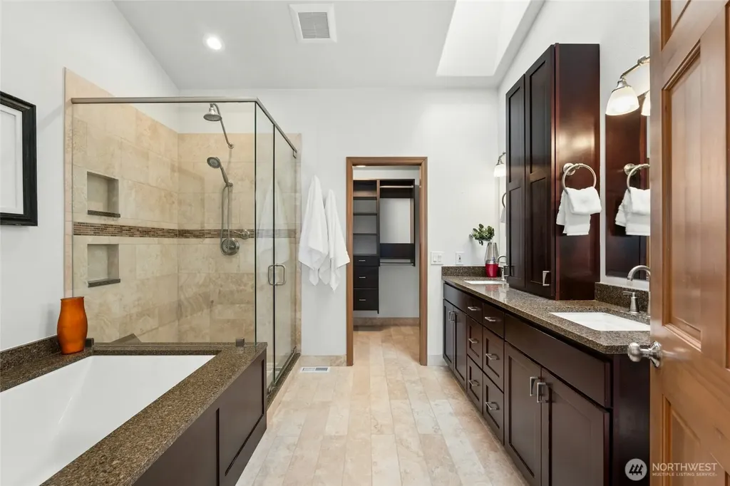 1808 Field Place NE Renton WA 98059