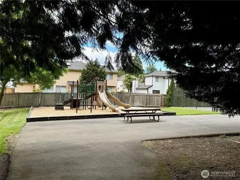 1808 Field Place NE Renton WA 98059