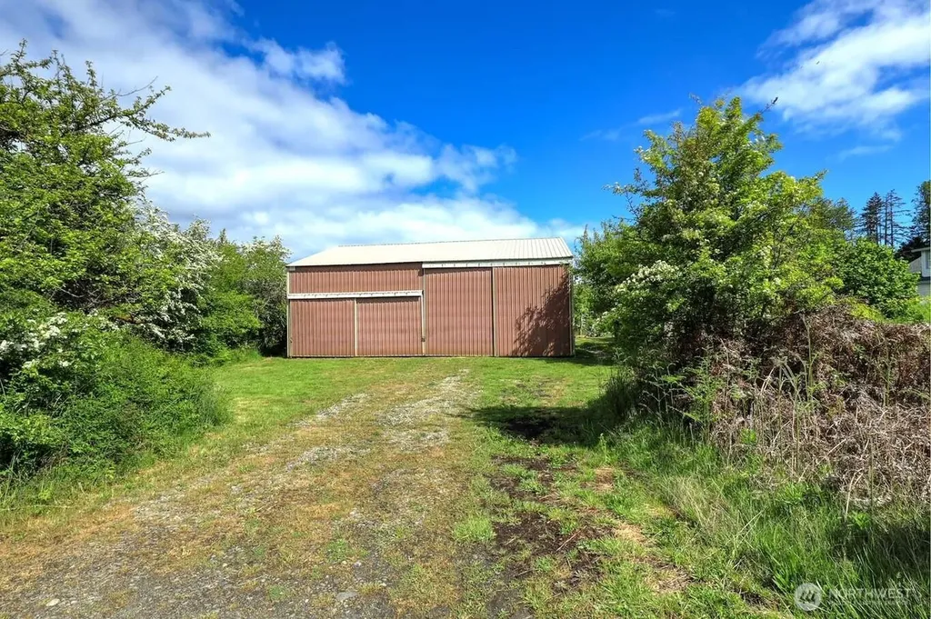 2513 W Edgewood Drive Port Angeles WA 98363