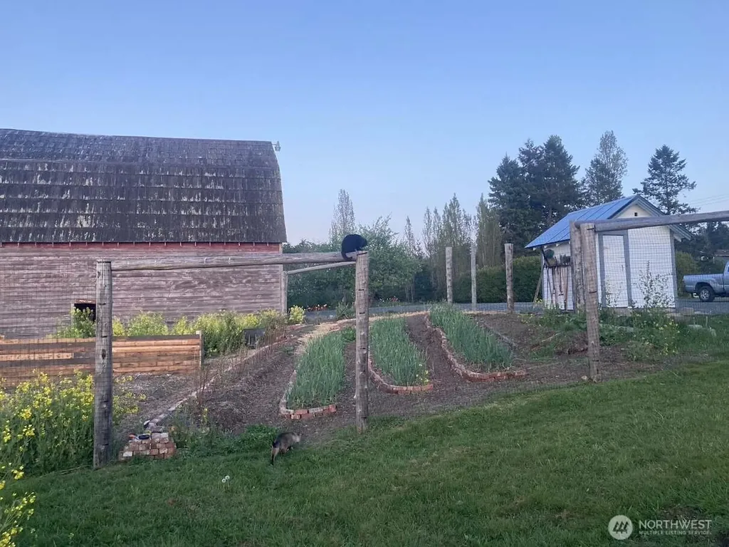 2513 W Edgewood Drive Port Angeles WA 98363