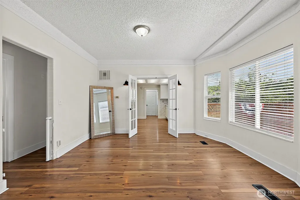 5419 S Oakes Street Tacoma WA 98409