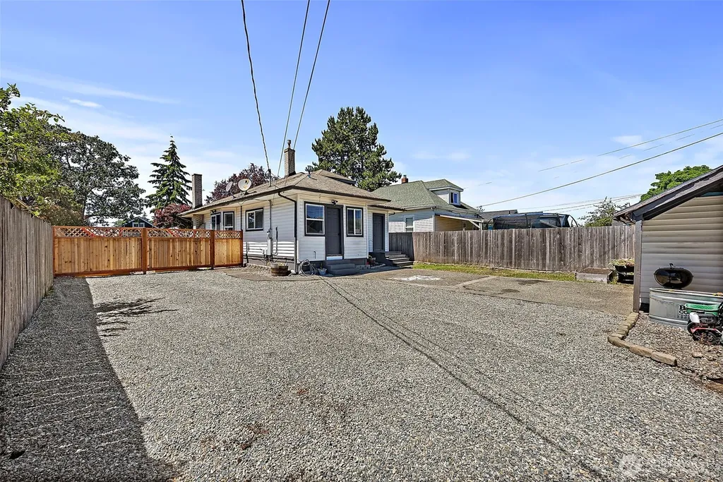 5419 S Oakes Street Tacoma WA 98409