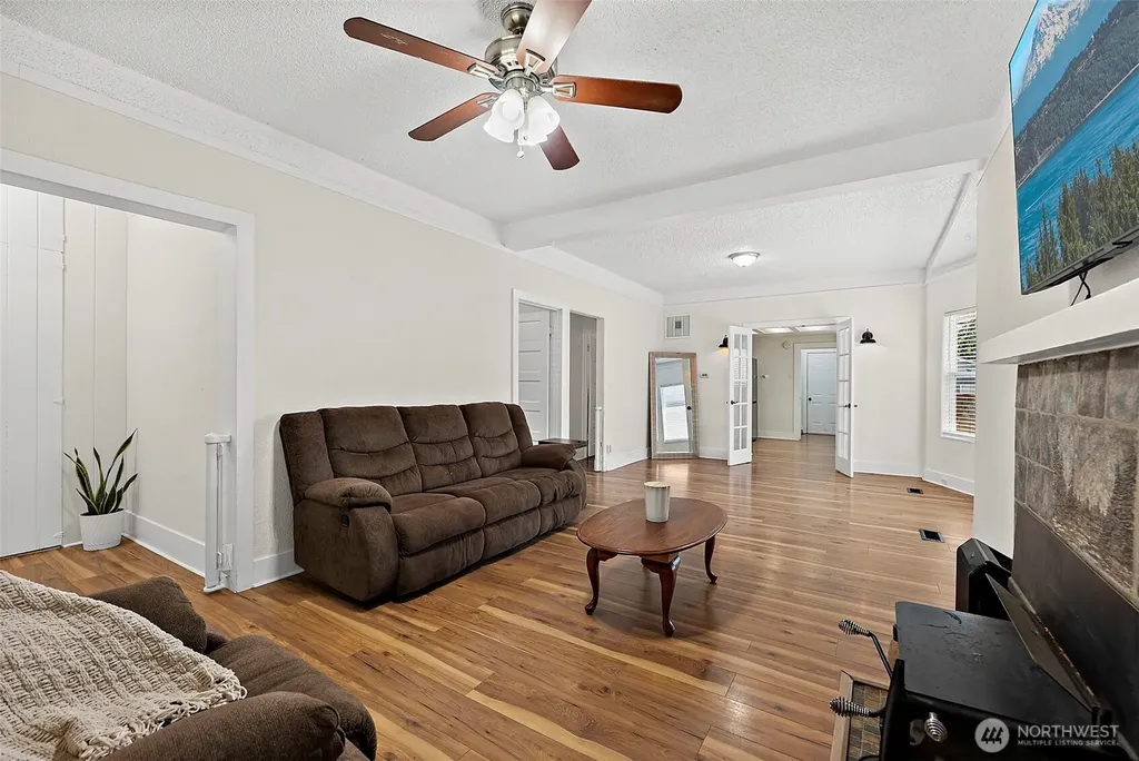 5419 S Oakes Street Tacoma WA 98409