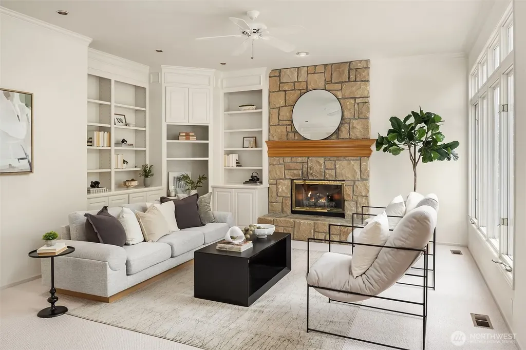 19524 SE 24th Place Sammamish WA 98075