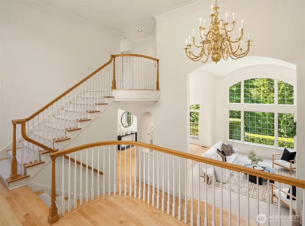 19524 SE 24th Place Sammamish WA 98075